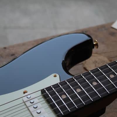 SUHR "Classic S SSS Gold Hardware, BKG" GIGBAG image 14