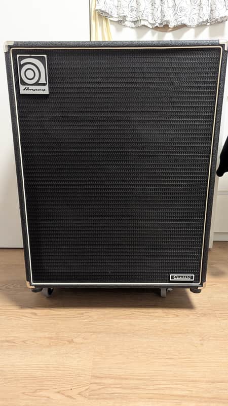 Ampeg SVT-410HLF Classic Series 500-Watt 4x10" Bass Speaker Cabinet 2007 - Present - Black image 1