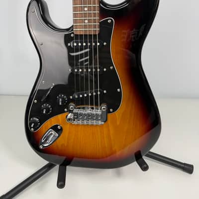 G&L Tribute Legacy - Tobacco Burst image 2