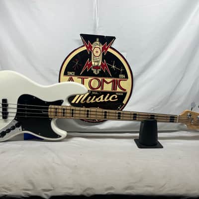 Sire Marcus Miller V7 4- String J-Style Electric Bass image 1