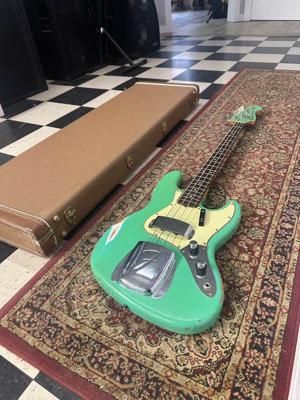 Fender Custom Shop '62 Jazz Bass Relic image 1