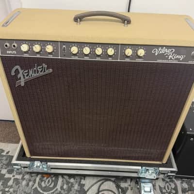 Fender Vibro-King 60-Watt 3x10" Guitar Combo 1994 - 2002 - Blonde image 1