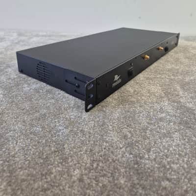 Revolabs HD Venue - Wireless Microphone System – Excellent image 1