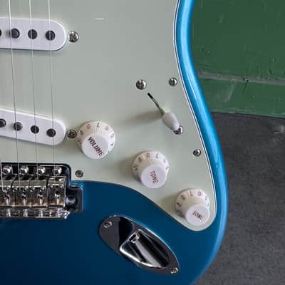 Fender VINT II 60S STRAT RW LPB 2023 image 4