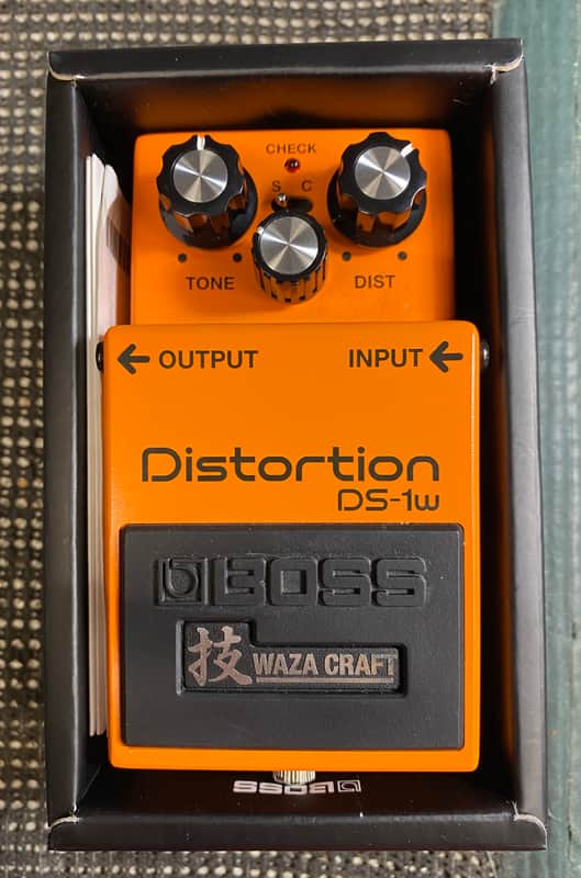 Boss DS-1w