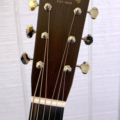 Martin 00-28 w/Case M2980843 image 8