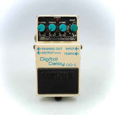 Immagine Boss DD-5 Digital Delay Guitar Effect Pedal - 2