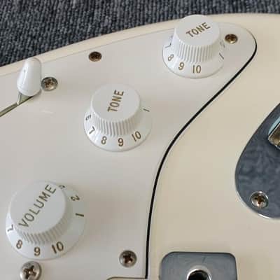Fender Mexico Classic 70s Stratocaster Electric Guitar image 13