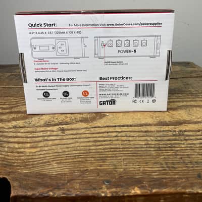 Gator Cases Power-5 Pedal Board Isolated Power Supply like new with box image 7