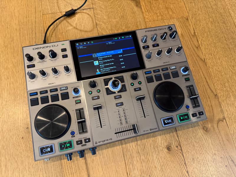Denon Prime Go + 2-Channel Rechargeable Smart DJ Console 2020 - Present - Black image 1