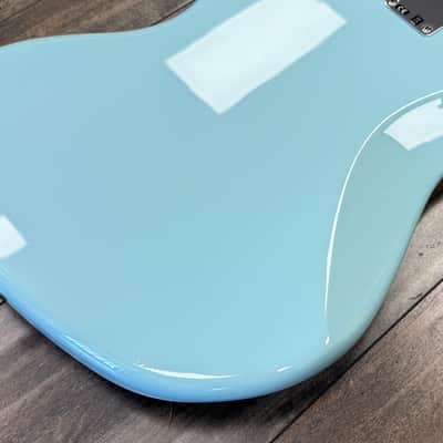 Fender Vintera '60s Jazz Bass with Pau Ferro Fretboard 2019 - Daphne Blue image 12