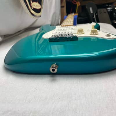 Fender PARTS Stratocaster - 1999 American Deluxe neck on 1983 Dan Smith-era Standard Strat body with Case - Transparent Teal image 9
