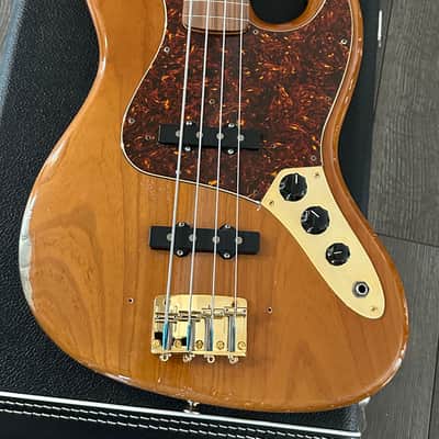 Fender MJT Fretless Jazz Bass 2014-2020 - Natural Relic image 2