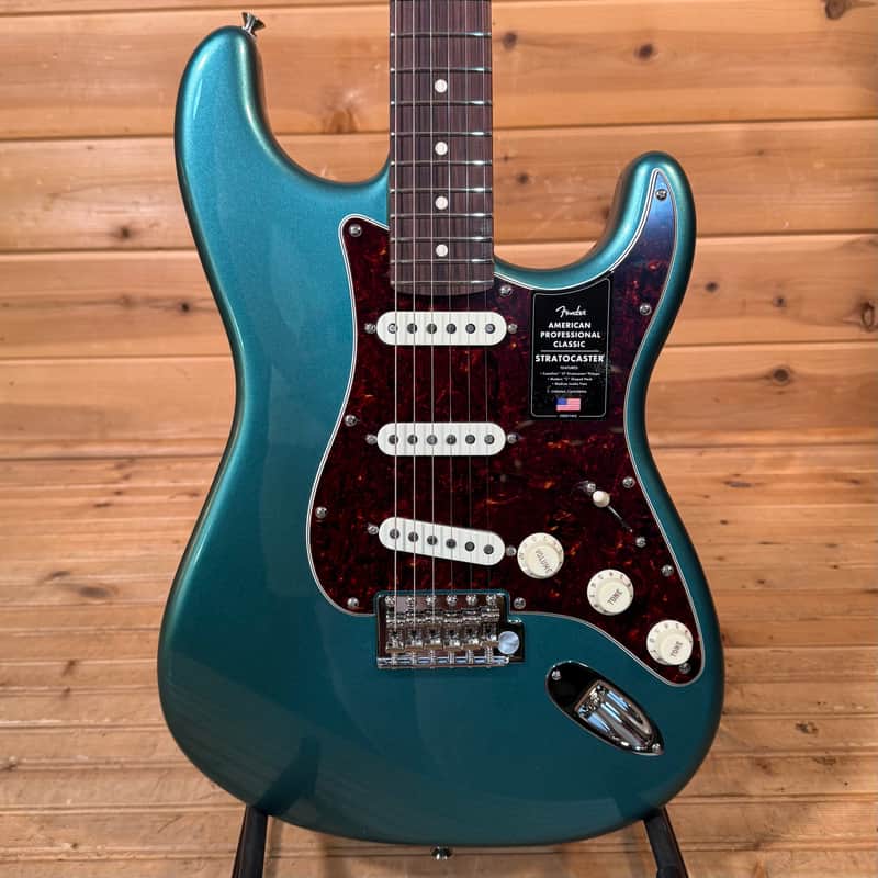 Fender American Professional Classic Stratocaster Electric Guitar - Faded Sherwood Green Metallic image 1
