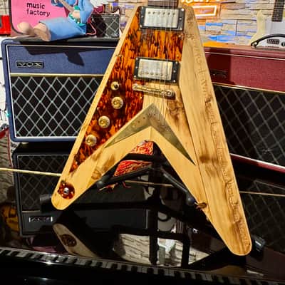 Black Volt Veronica “ Hollywood Bowl “ Alaskan Yellow Cedar Top - Sequoia - African Mahogany  ( Unique Piece in The World Lefty) 2025 - Natural image 3