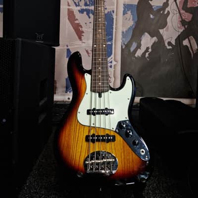 Lakland Skyline 55-60 Vintage Electric Bass Guitar image 3