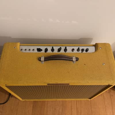 Fender '57 Twin-Amp Reissue 40-Watt 2x12" Guitar Combo 2004 - 2011 - Lacquered Tweed image 3