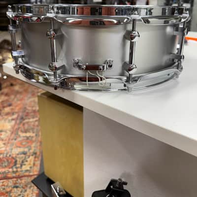Noble and Cooley Alloy Classic 14x4.75” Aluminum Snare image 4