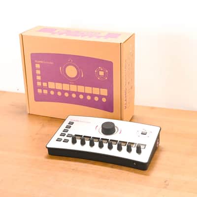 Klang Kontroller Immersive Personal Monitor Mixer CG010Q8 image 1