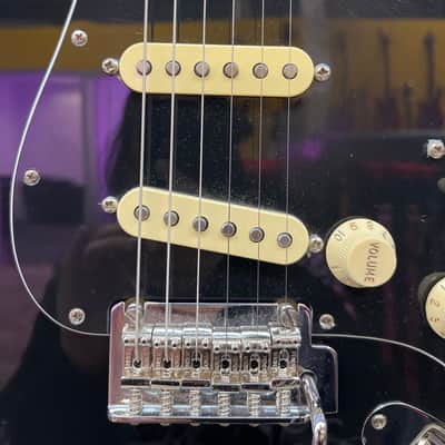 Fender Stratocaster image 3