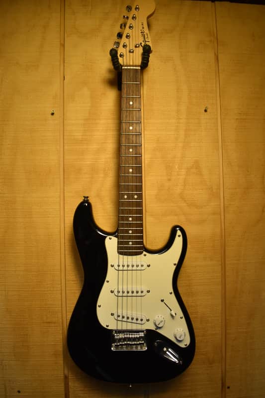 Squier Mini Guitar Black image 1