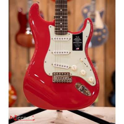 Fender American Professional Classic Stratocaster, Rosewood Fingerboard, Faded Dakota Red image 1