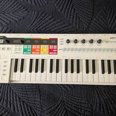 Arturia KeyStep Pro 37-Key MIDI Controller 2020 - Present - White