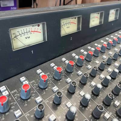 Soundcraft K2 40-Channel Mixer Console USED image 6