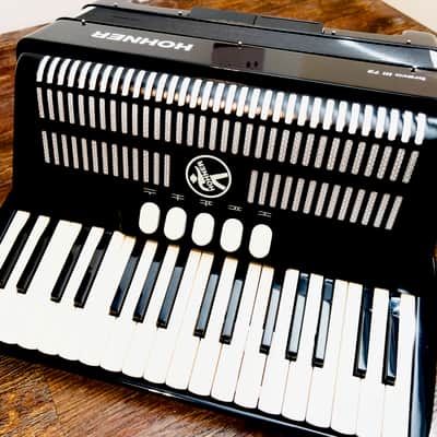 Hohner Bravo III 72 Accordion 2010s - Black image 1