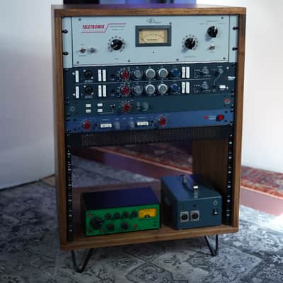 Immagine Handcrafted 14U Wood Studio Rack in Black Walnut - 7