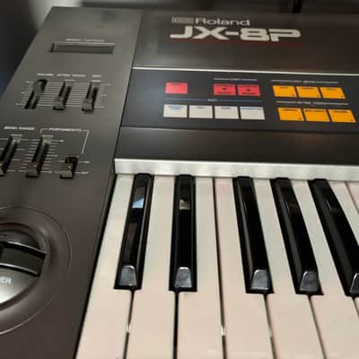 Roland JX-8P 61-Key Polyphonic Synthesizer with PG-800 Programmer 1984 - 1986 - Black