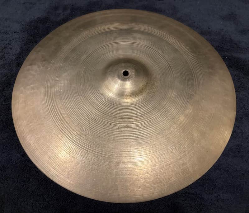 Vintage Avedis Zildjian Transition Stamp 17" Crash - 1140 grams 1946-53 image 1