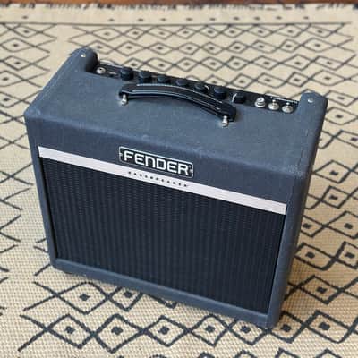 Fender Bassbreaker 15 Watt 1x12" Combo Amplifier image 7