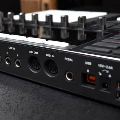 Native Instruments Maschine+ Standalone Production and Performance Instrument image 4