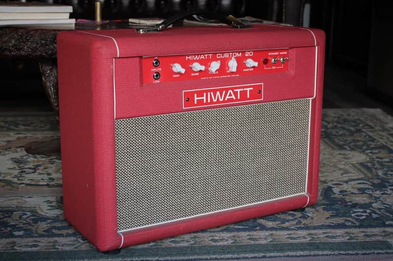 Hiwatt Custom 20 sa 2006  - Red image 1