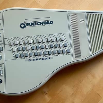 Suzuki OM-84 Omnichord image 1