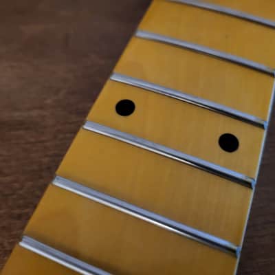 Vintage maple S guitar neck replacement  steel frets diy image 4