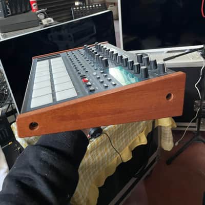 Dave Smith Instruments Tempest 6-Voice Drum Machine 2011 - 2018 - Black with Wood Sides image 2