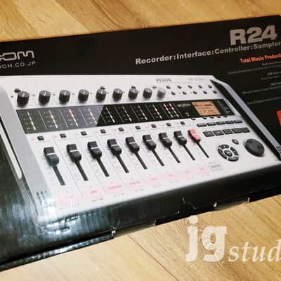 Zoom R24 - Like New in Box with USB Stick!! imagen 3