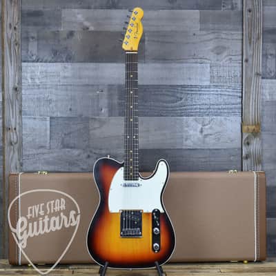Pre-Owned Fender American Ultra Luxe Vintage '60s Custom Telecaster - 3-Color Sunburst with Hardshell Case image 14