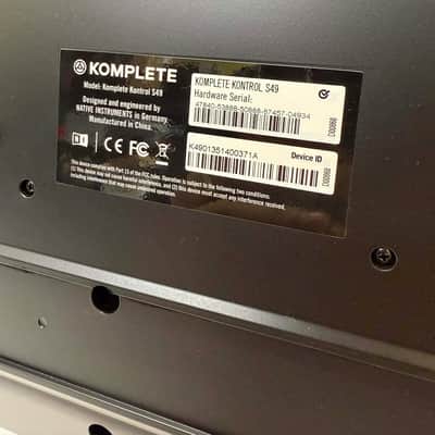 Native Instruments Komplete Kontrol S49 2010s - Black image 7