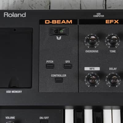 Roland V-Combo VR-09 Performance Keyboard w 2 Controllers Manual & Power Supply image 3
