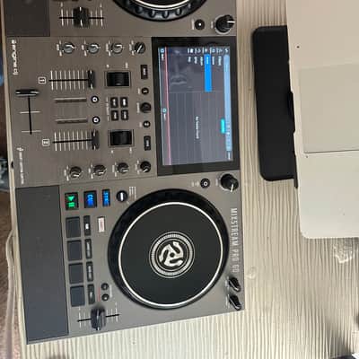 Numark Mixstream Pro Go 2-Channel Battery-Powered Standalone Streaming DJ Console 2023 - Present - Black image 5