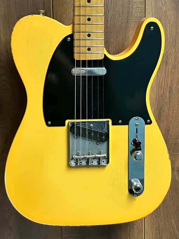 Fender Road Worn Telecaster Roadworn Tele Butterscotch Natural Blackguard 7.9 pounds