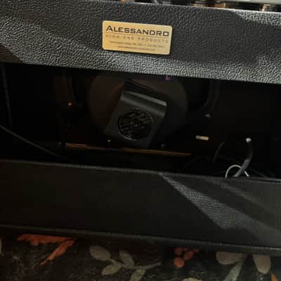 Alessandro hand wired w/ mods Fender Deluxe reverb 2004 - Black image 2
