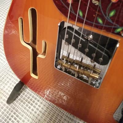 Joe Doe By Vintage Lucky Buck 2020 Honeyburst image 5