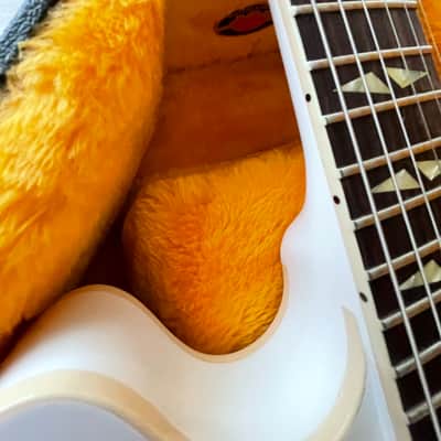 Gibson Custom Shop Dave Grohl Signature DG-335 Limited Edition 2025 - Alpine White #45 of 50 image 15