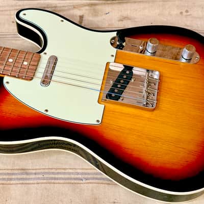 Fender MIJ Traditional 60's Telecaster Custom 2018 - 3 Tone Sunburst image 13