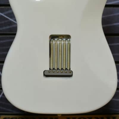 Immagine Fender Eric Johnson Stratocaster  - White Blonde - 2