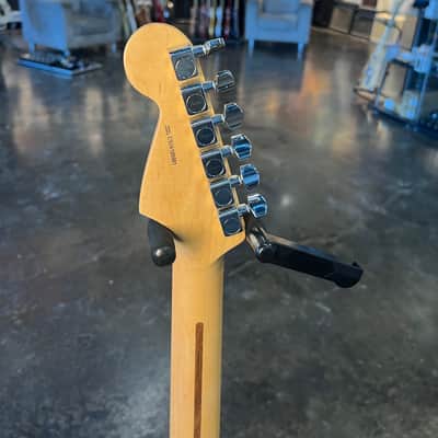 Fender American Professional Stratocaster HSS image 4